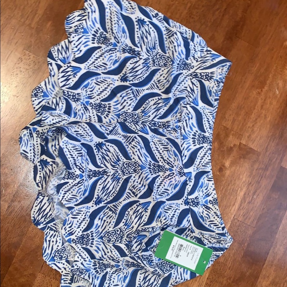 Lilly Pulitzer size S shorts